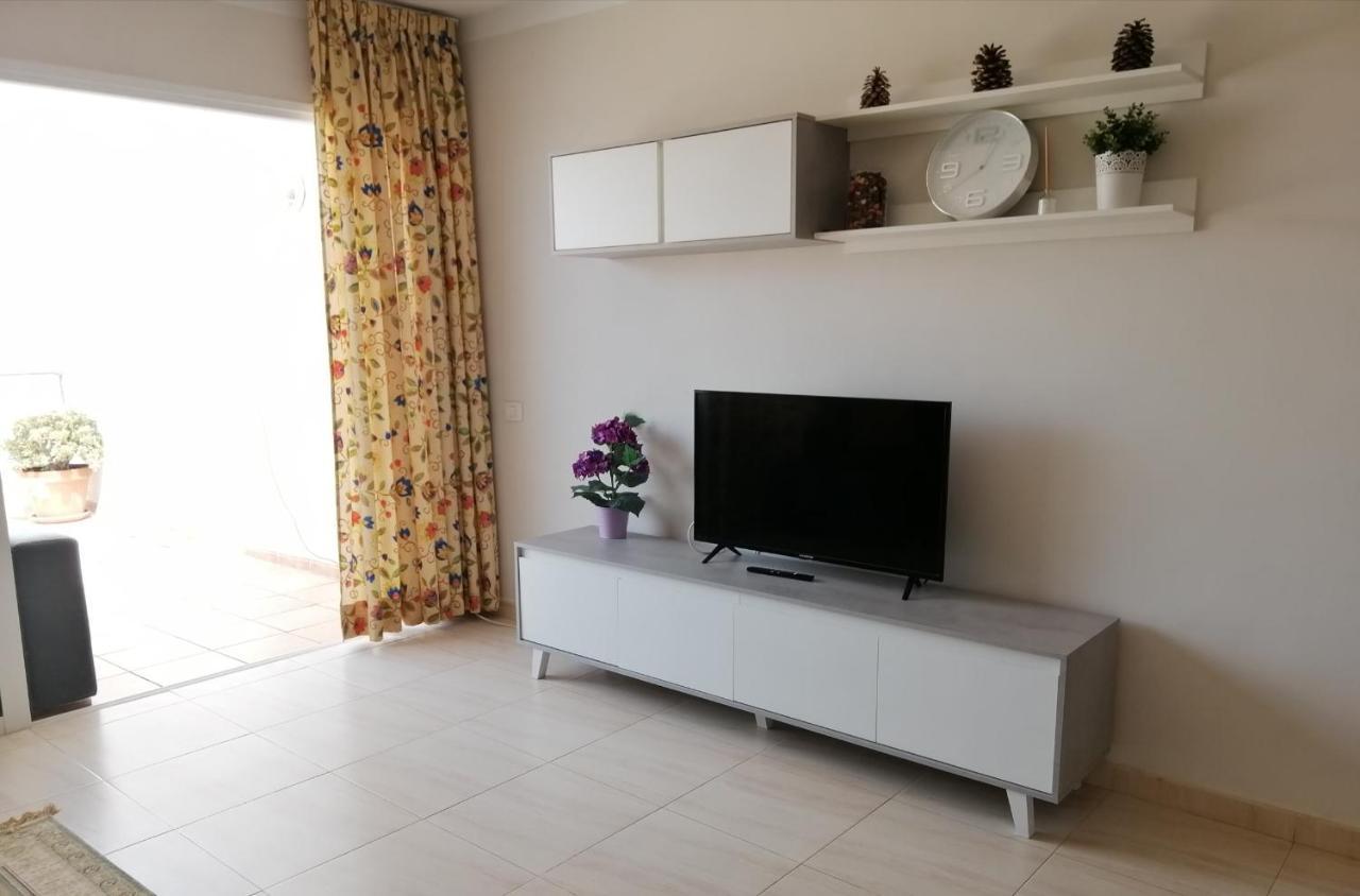 Apartment With Ocean View In Costa Adeje Екстериор снимка