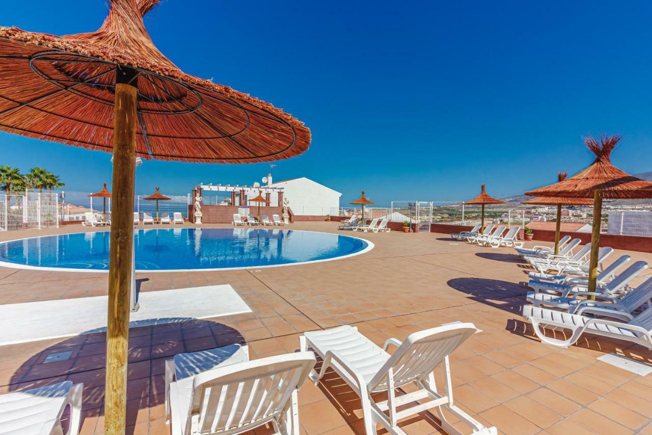 Apartment With Ocean View In Costa Adeje Екстериор снимка